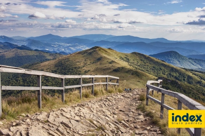 WYCIECZKA SZKOLNA W BIESZCZADY 3 DNI 