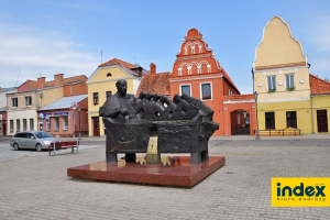 WYCIECZKA SZKOLNA NA SLADAMI WYBITNYCH POLAKOW NA 