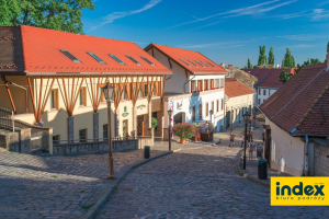 WYCIECZKA SZKOLNA DO EGERU I MISZKOLCA 3 DNI