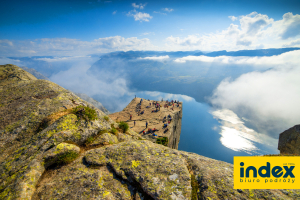 Wycieczka promem do Norwegii - Preikestolen