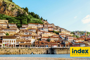 Wycieczka do Albanii - Berat - BP INDEX